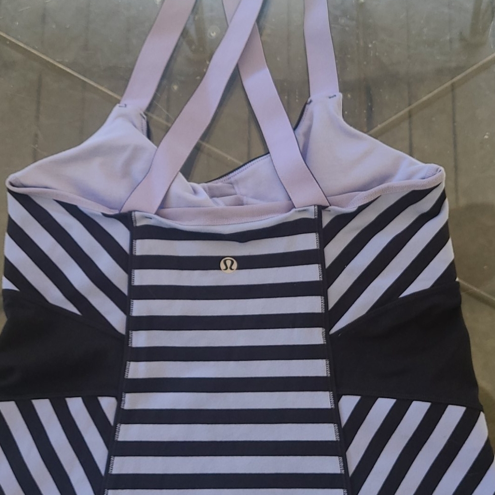 EUC Lululemon top